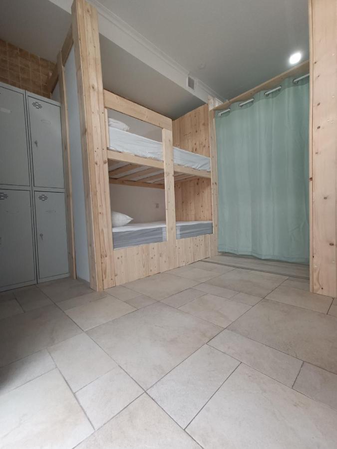 Hostel Bretema Lugo Esterno foto
